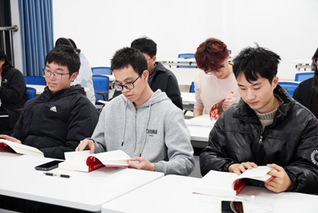 新能源科学与工程研究生第一党支...